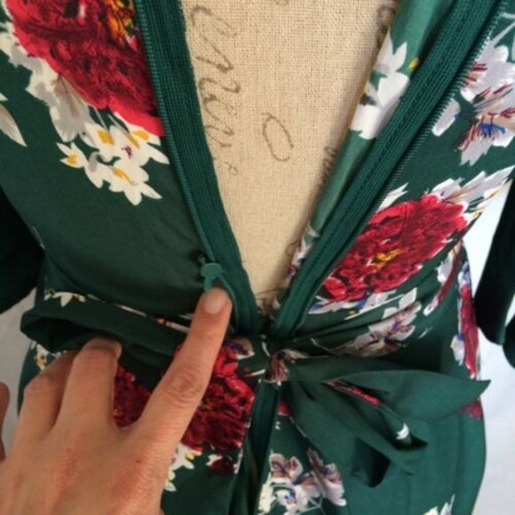 Influence Dress Floral Size10 Green High Low Flowy Womens V Neckline Asymmetric - Picture 4 of 12